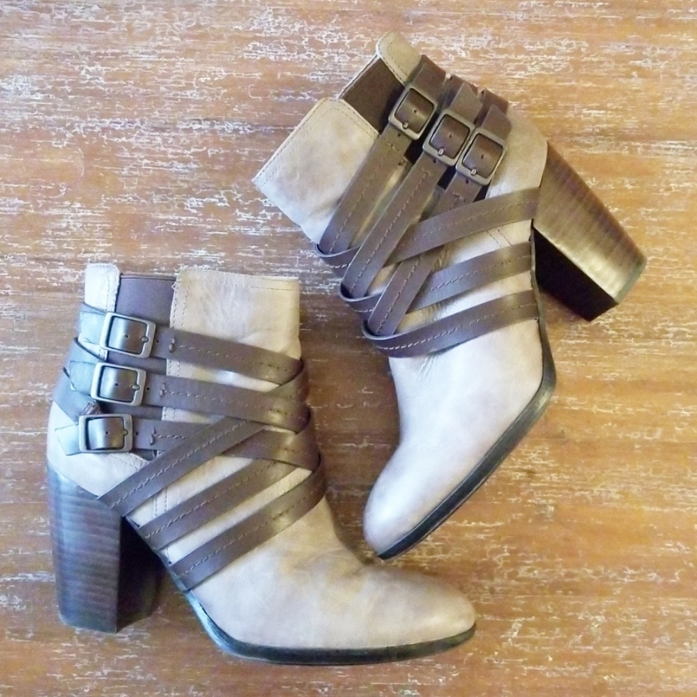 Sofft Arminda Strappy Leather Booties